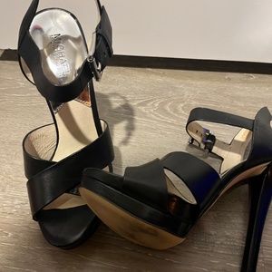 Sexy Micheal Kors heels